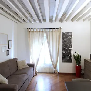 https://moscova.it-lombardy.com